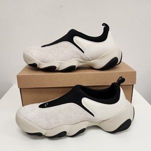 Oakley | Shoes | Oakley Mens Brain Dead Factory Team Flesh Milk